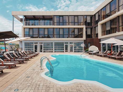 Готель Bless Resort Затока