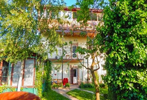 Зелений дворик у Марини Веснянка